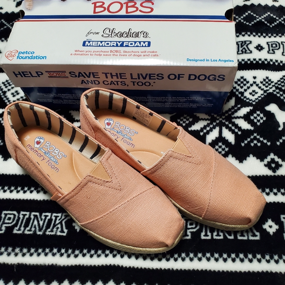 NIB Skechers (Bob’s) slip on espadrilles